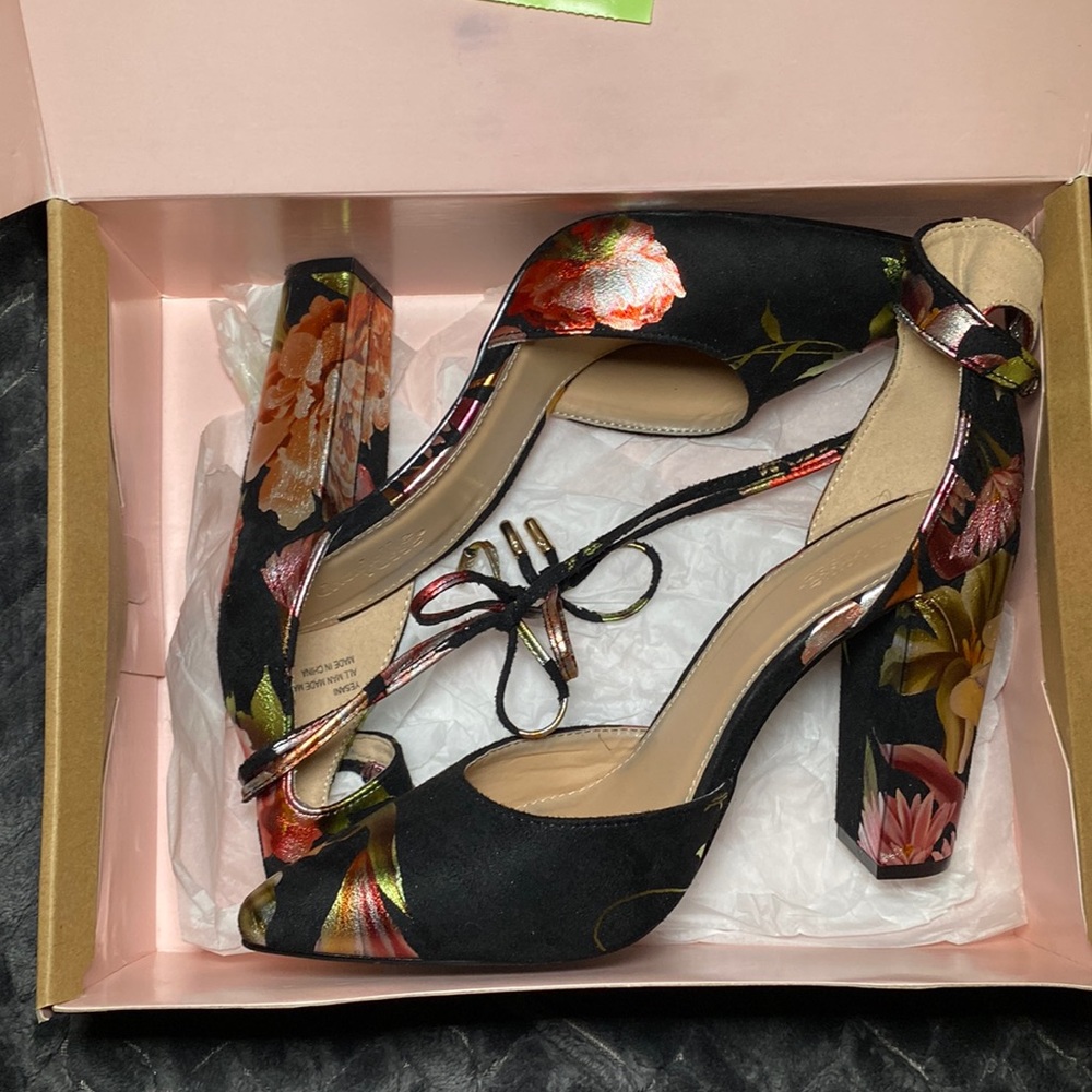 Charlotte Russe pumps
